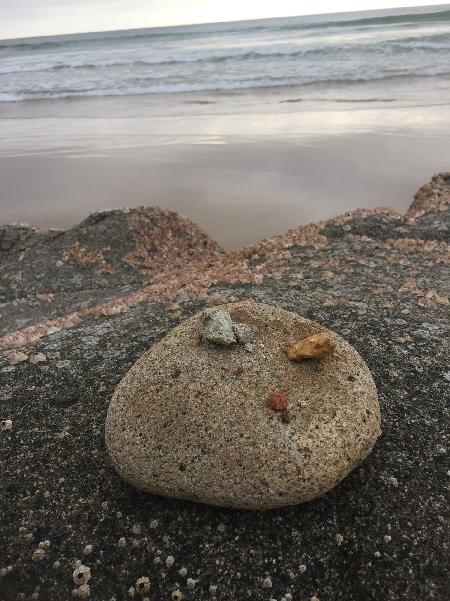 Ochre on rocks 2